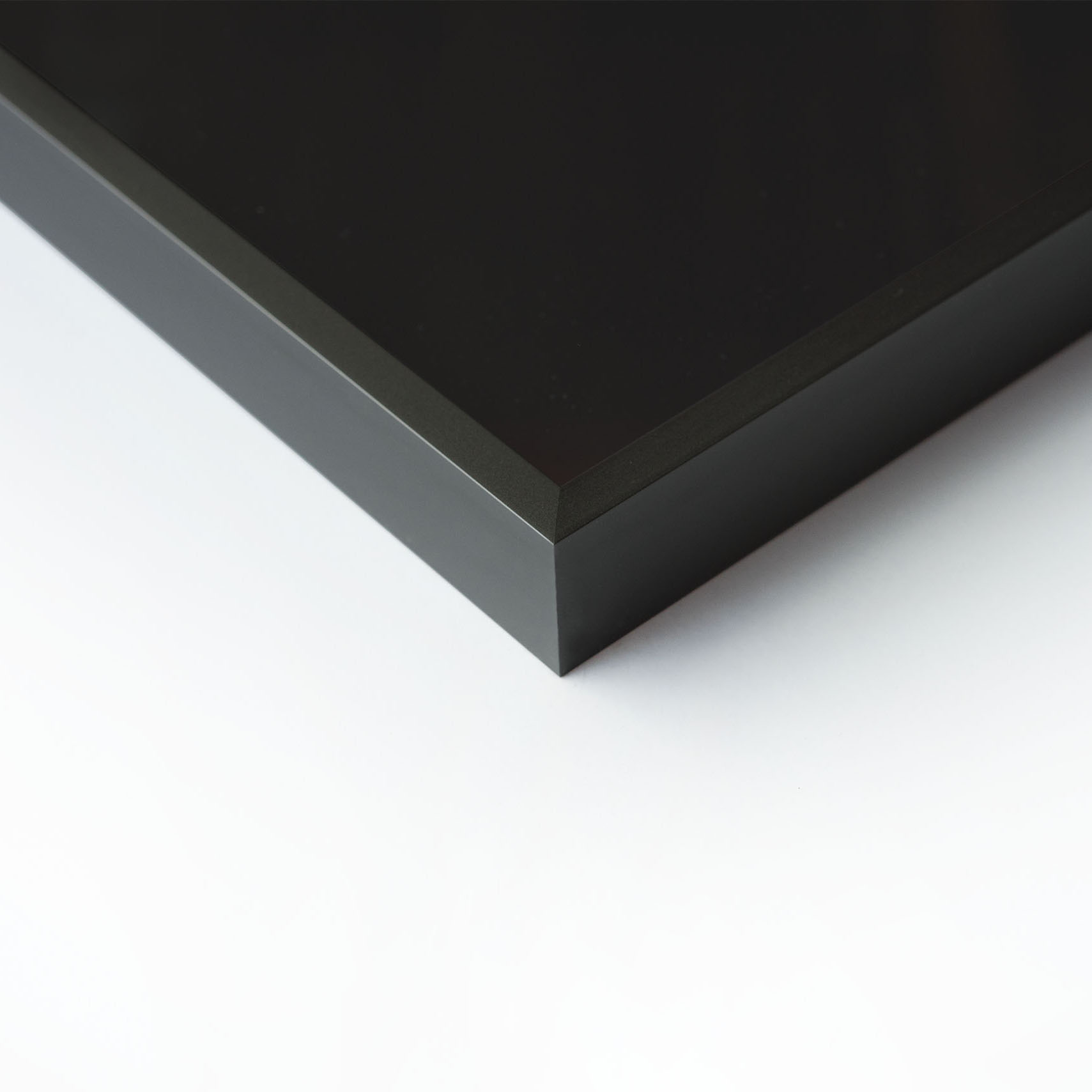 Nielsen Alpha Jet Black Matt 15×20 cm