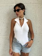בגד גוף צווארון כפתורים