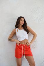 ⁦שורט שרוך לבן⁩ – תמונה ⁦2⁩