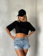 ⁦חולצת קרופ⁩ – תמונה ⁦2⁩