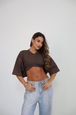 ⁦חולצת בטן שרוול אוברסייז⁩ – תמונה ⁦4⁩
