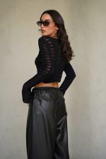 ⁦מכנס עור גומי⁩ – תמונה ⁦3⁩