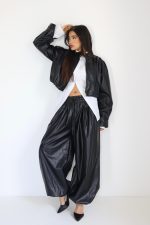 ⁦חליפת עור⁩ – תמונה ⁦3⁩