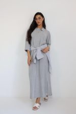 ⁦שמלת צווארון כפתורים⁩ – תמונה ⁦5⁩