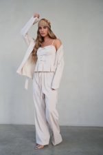 ⁦חליפת שלוש חלקים פפיון⁩ – תמונה ⁦2⁩